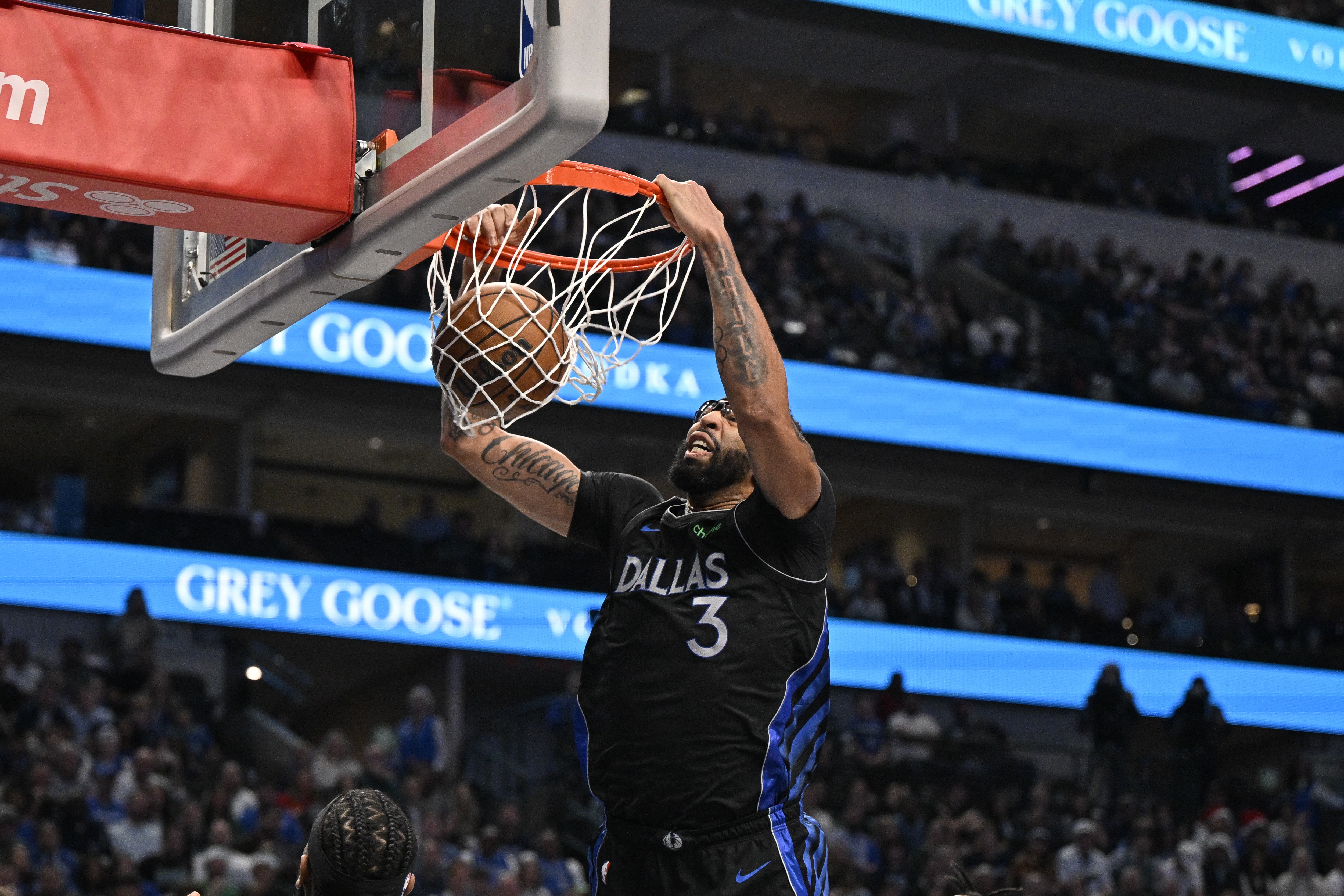 开云官网-Shams：“摆烂”将是独行侠下半赛季关键词 浓眉有意义征程已结束