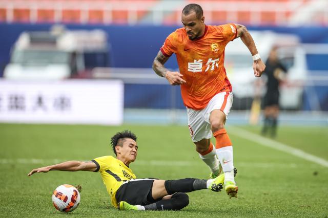 李金羽依靠两大外援完成救赎 武汉长江走出四连败