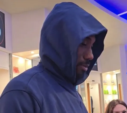 开云app-伦纳德谈对阵开拓者：就做每场都做的事，并确保我们不犯错